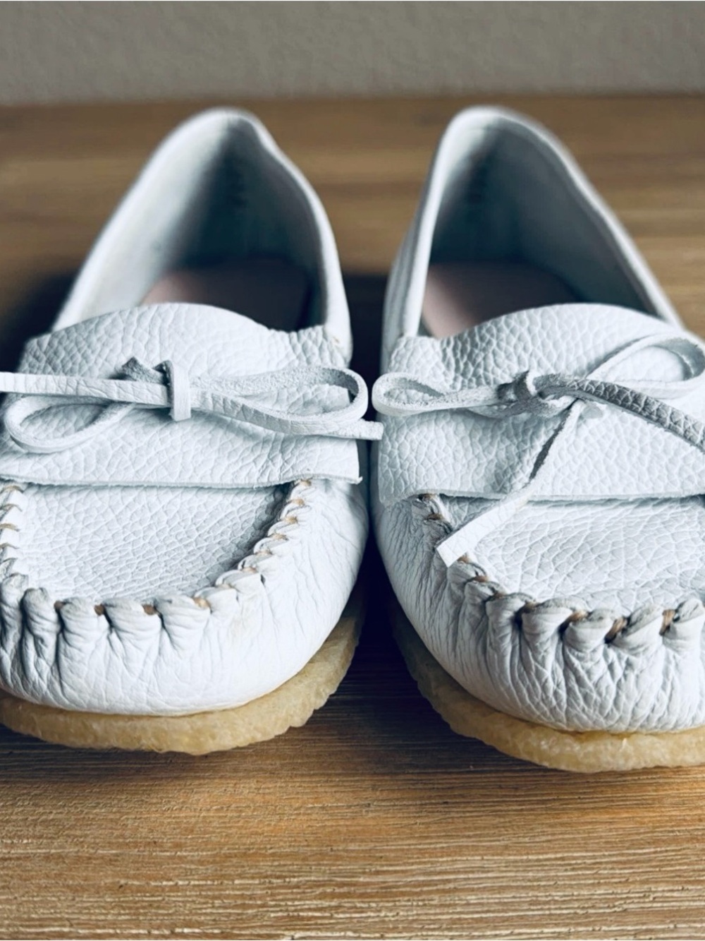 J Crew Soft Unlined Leather Loafer Moccasins Loafers Ivory White Women’s Size 9 - Picture 7 of 11